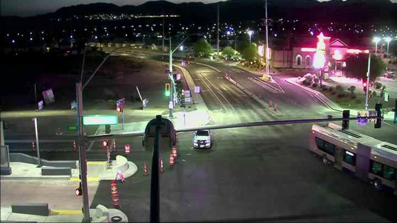 Henderson Pedestrian Killed in Suspected DUI Crash on Boulder Highway as Police Arrest Driver and Shut Northbound Lanes Near Magic Way